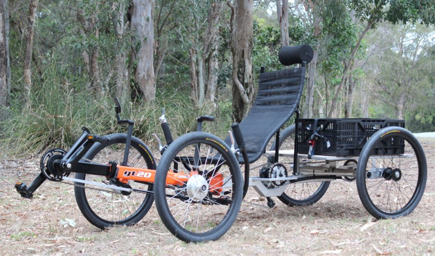 Recumbent cargo quadracycle with rear cargo platform